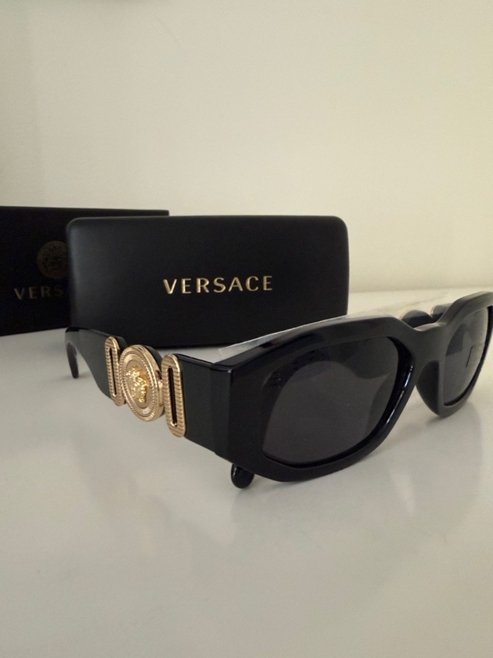 Versace Medusa Biggie Sunglasses - Picture 7 of 8